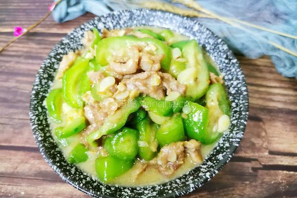 丝瓜炒肉片的做法图解7