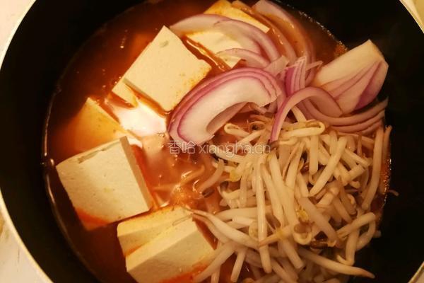 韩式五花肉泡菜汤的做法图解9