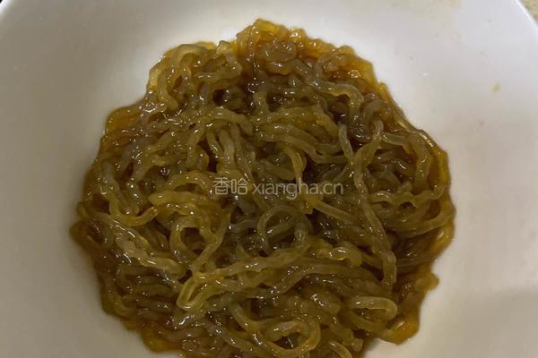五花肉炒酸菜粉条的做法图解4