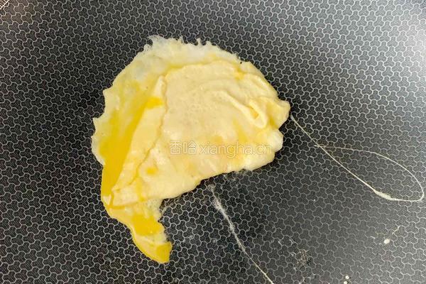 8个月以上宝宝辅食：茄汁小花粒粒面的做法图解7