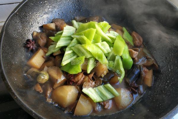 茄子炖土豆的做法图解12