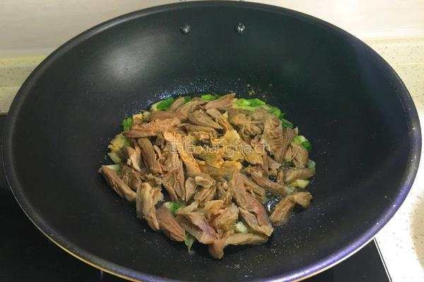 尖椒拆骨肉的做法图解6