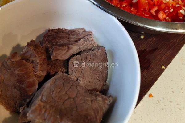 超级下饭菜牛肉酱的做法图解1