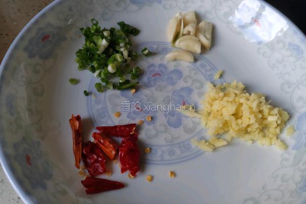 醋熘白菜的做法图解2