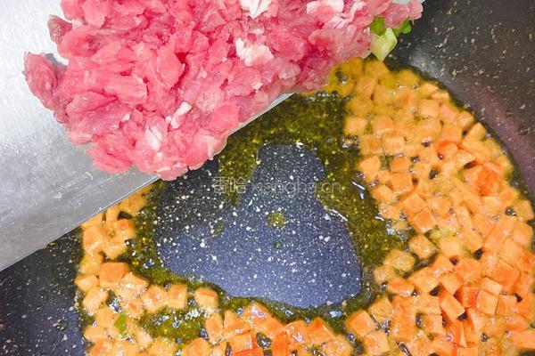 肉末炒玉米粒的做法图解5