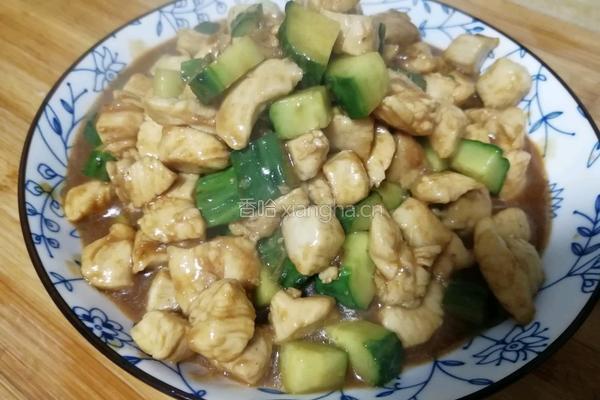 黄瓜鸡丁的做法图解8