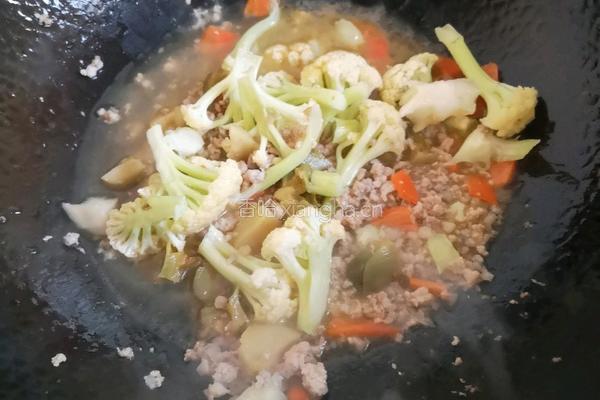 肉末花菜的做法图解6