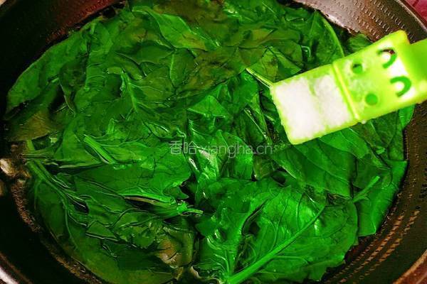 胡萝卜拌菠菜的做法图解8