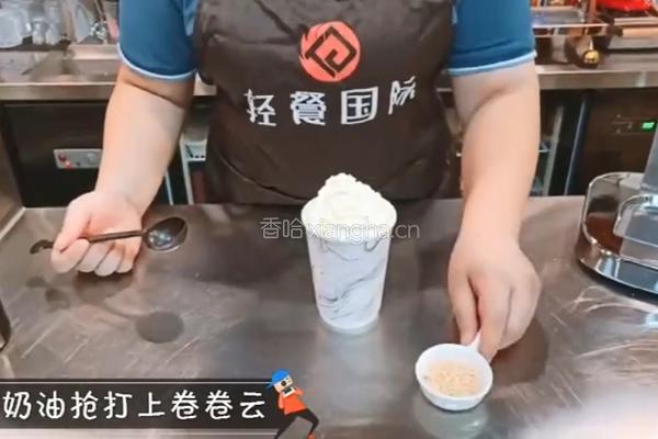 热饮｜椰谷紫米卷卷云的做法图解4