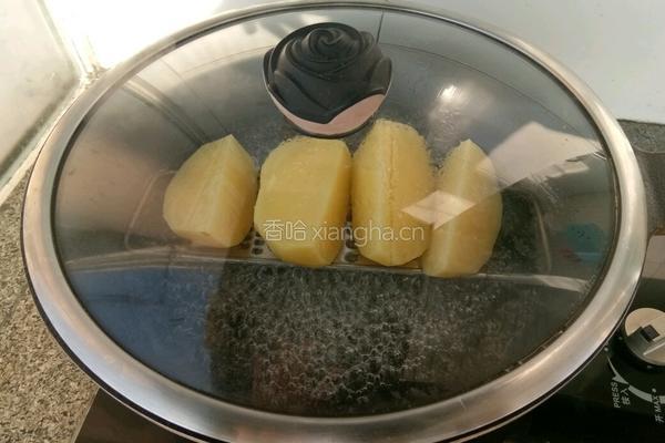 炸土豆饼的做法图解1
