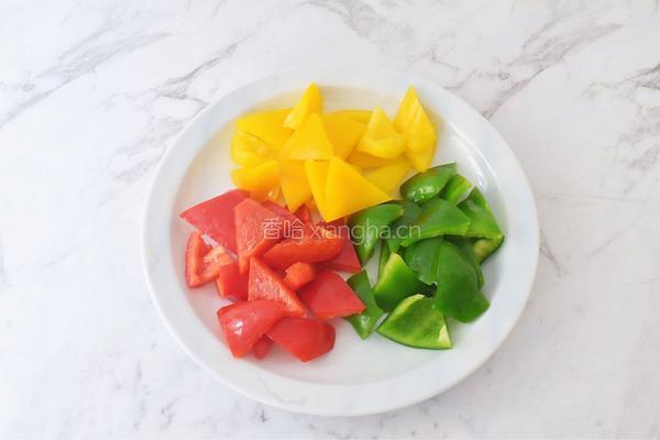 彩椒炒牛肉的做法图解4
