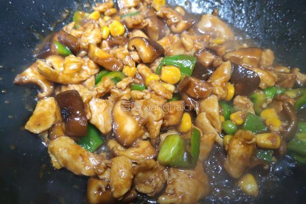 香菇鸡丁的做法图解3