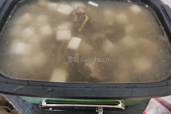 萝卜牛骨汤的做法图解6