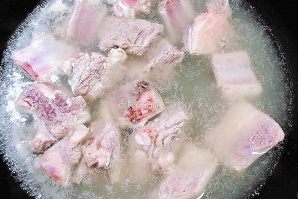 金瓜蒸香菇排骨饭的做法图解2