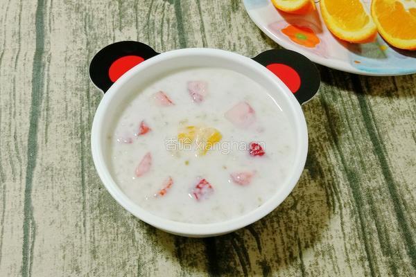 奶香水果燕麦粥 (宝宝辅食）