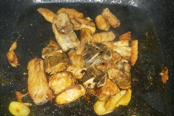排骨芸豆焖面的做法图解3