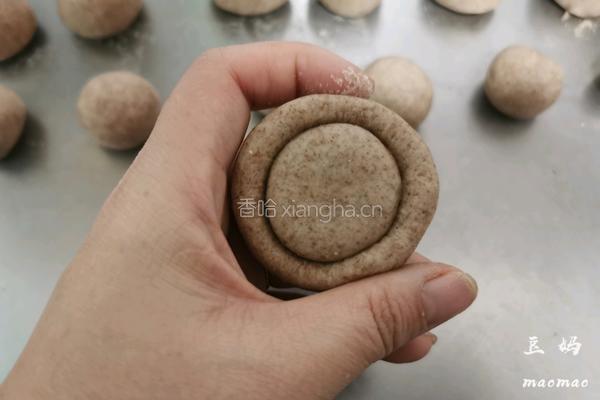 黑全麦窝窝头的做法图解8