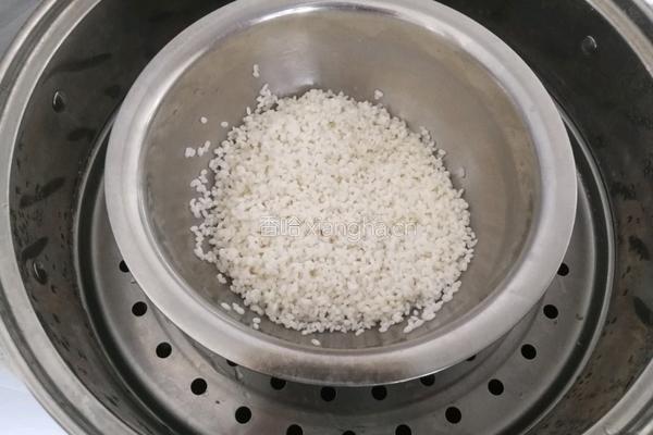 香菇糯米烧麦的做法图解3