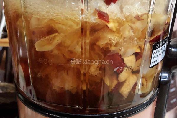 红枣银耳莲子汤的做法图解9