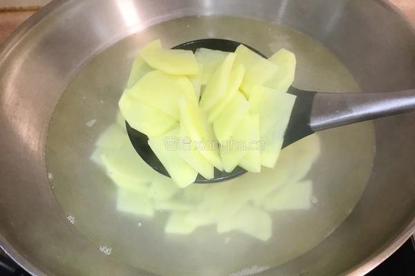 五花肉炒土豆的做法图解6