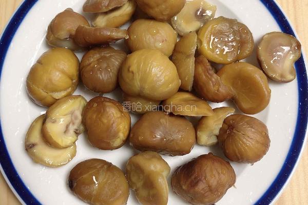 香菇板栗火腿肉的做法图解2