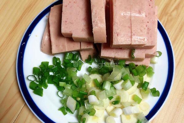 香菇板栗火腿肉的做法图解4