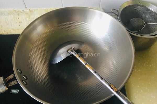10分钟做好番茄酱鸡蛋面的做法图解2