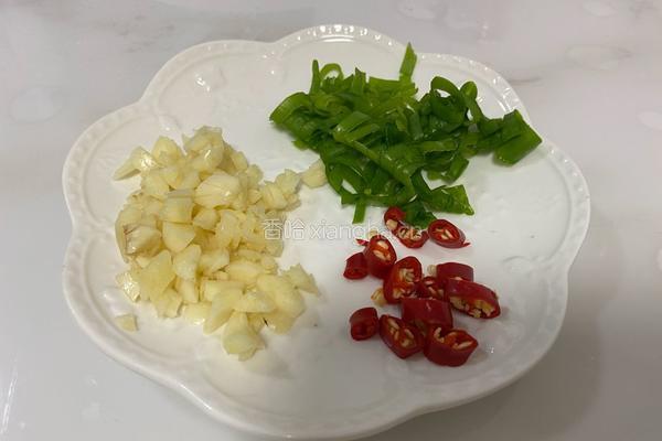 蒜蓉粉丝娃娃菜的做法图解2