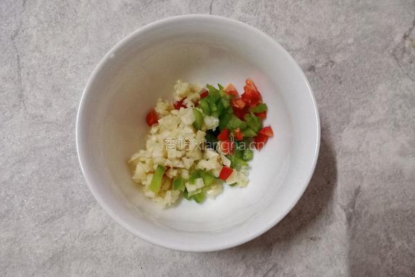 凉拌蒜香金针菇的做法图解7