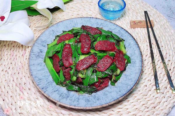 豆豉蒜苗炒腊肠的做法图解12