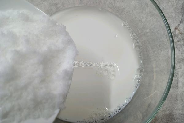 果酱牛奶布丁的做法图解2