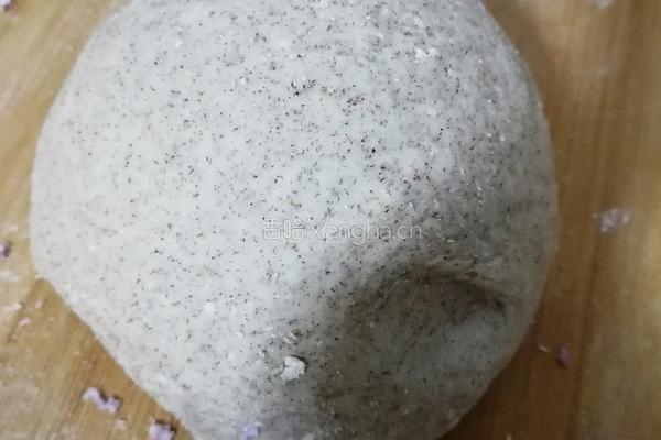 紫薯全麦营养花卷的做法图解5