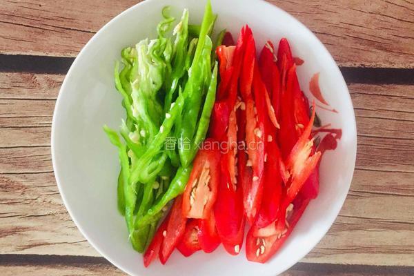 竹笋炒肉的做法图解3