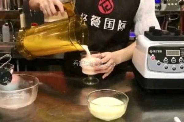 咸蛋黄奶盖茶的做法图解4