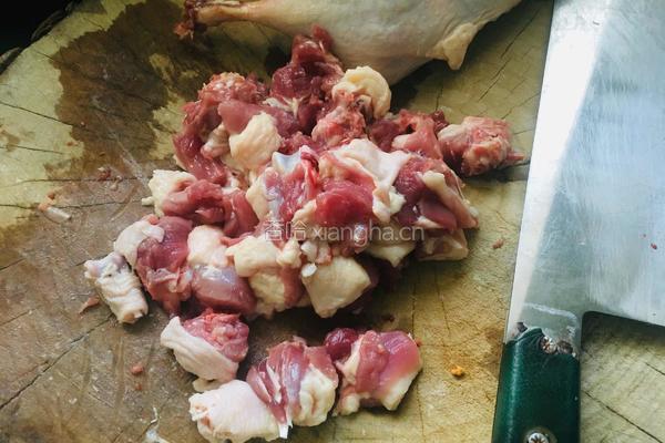 叫【黄焖鸭】还是【黄酥鸭】的做法图解1