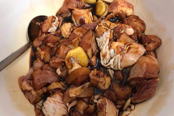 黄焖鸡米饭的做法图解3