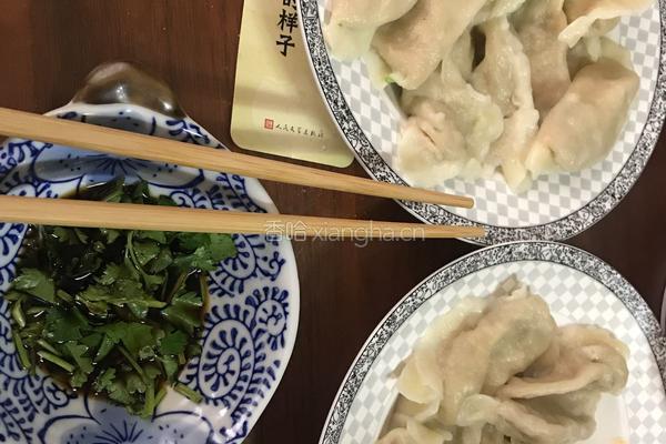 芹菜香菇肉饺子的做法图解6