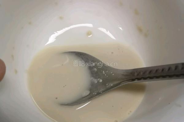 奶香白馒头的做法图解1