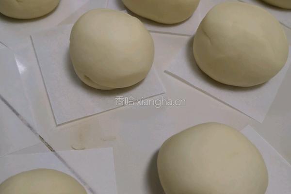 奶香白馒头的做法图解7
