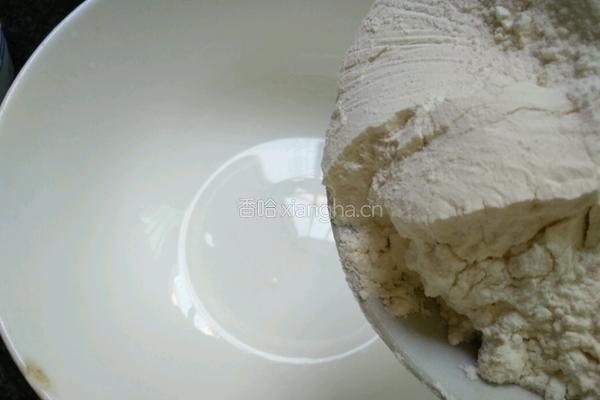 白芝麻面粉饼的做法图解2