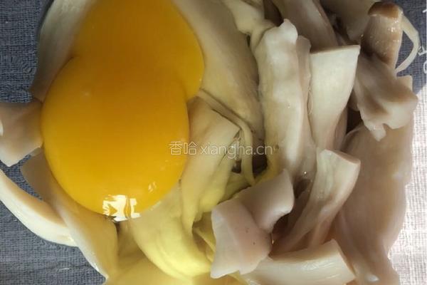油炸杏鲍菇的做法图解3