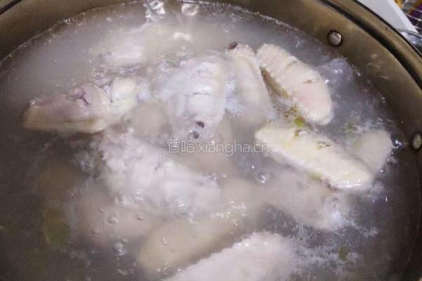 家常烧鸡翅的做法图解3