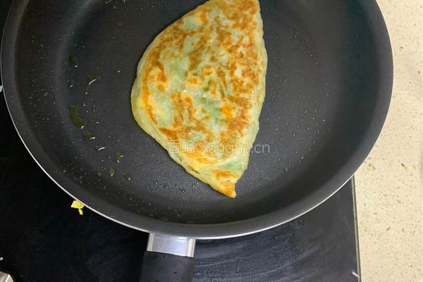 手抓饼韭菜盒子的做法图解5
