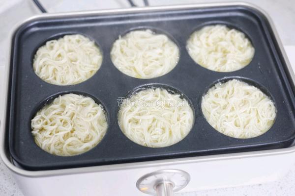 面条鸡蛋饼的做法图解7