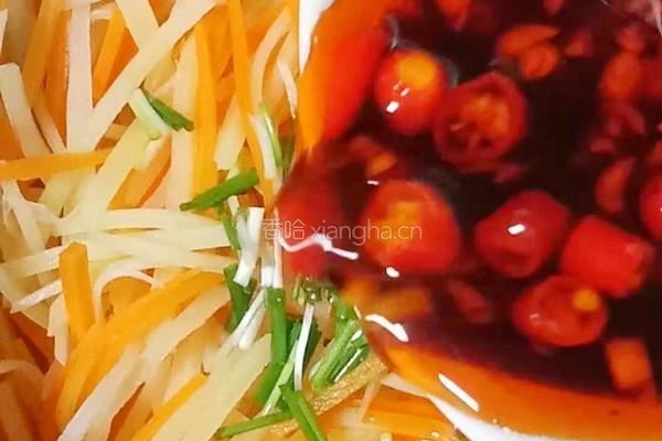 凉拌土豆胡萝卜丝的做法图解14