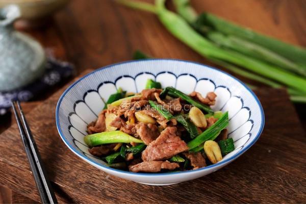 葱爆牛肉片的做法图解9