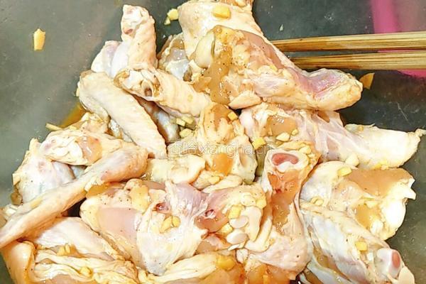 薯片炸鸡的做法图解1