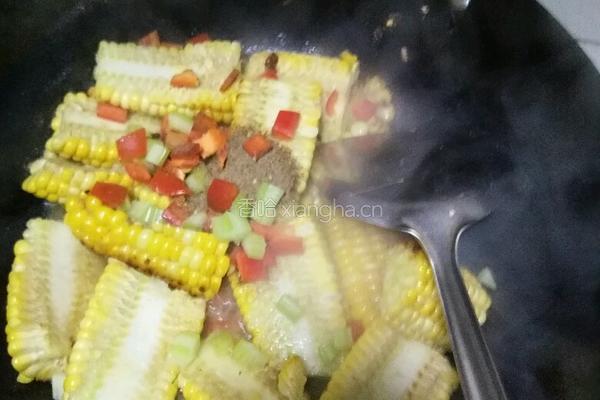 椒盐玉米的做法图解6