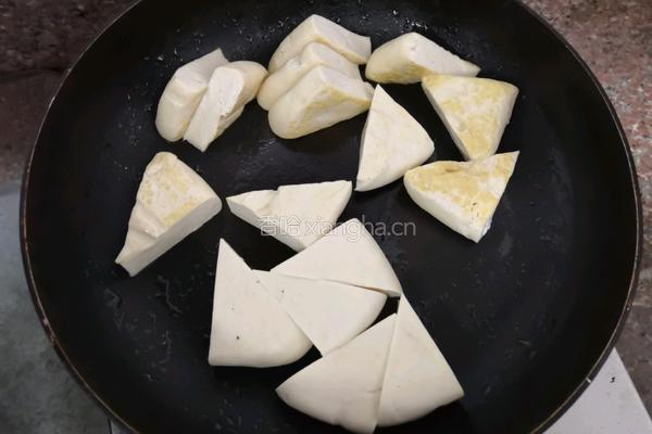 鱿鱼豆干煲的做法图解4