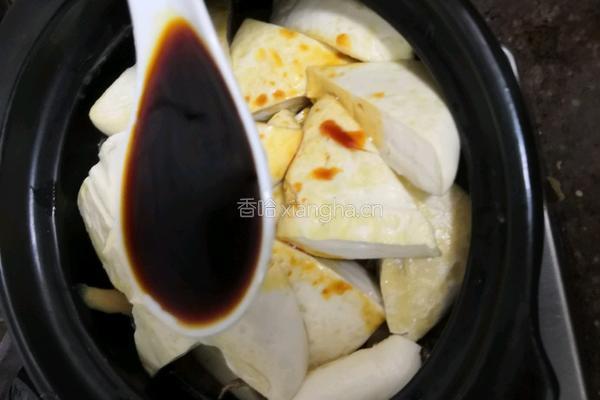 鱿鱼豆干煲的做法图解6